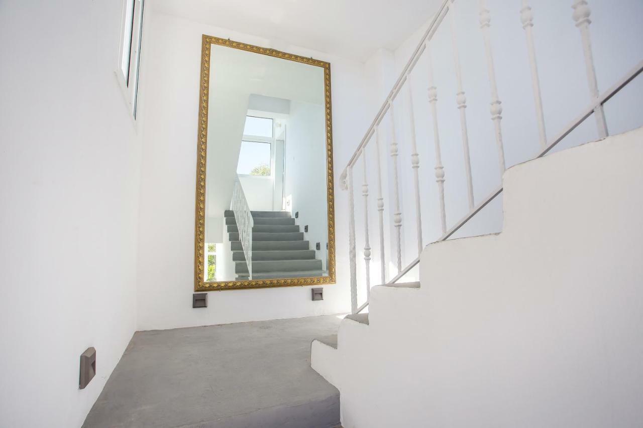 Ammos Luxury Suites ฟาลิรากี ภายนอก รูปภาพ