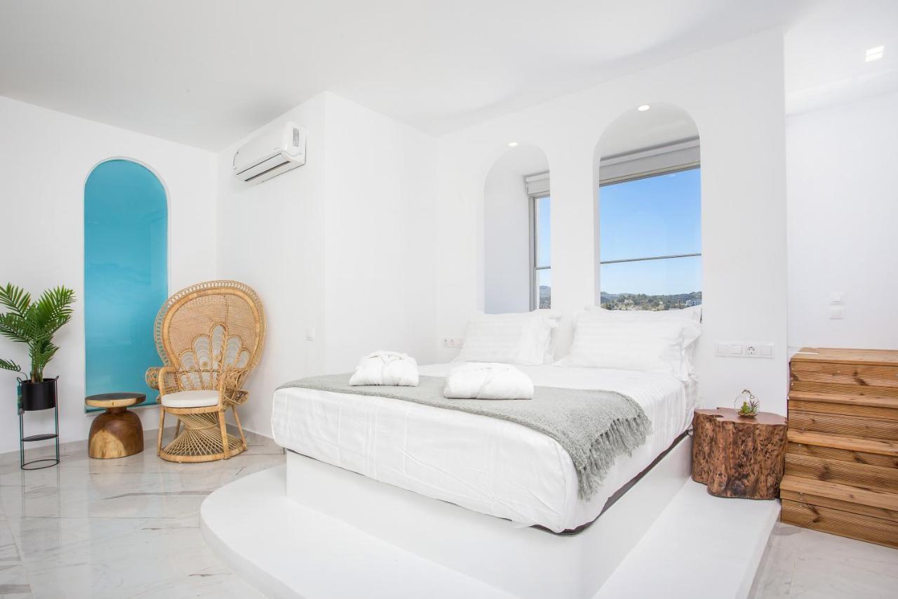 Ammos Luxury Suites ฟาลิรากี ภายนอก รูปภาพ